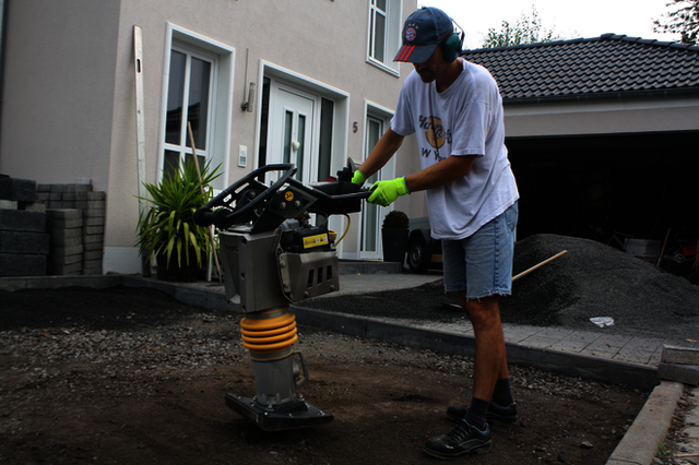 Bomag-Stampfer-Bvt65-I-Boehrer-Baumaschinen-7